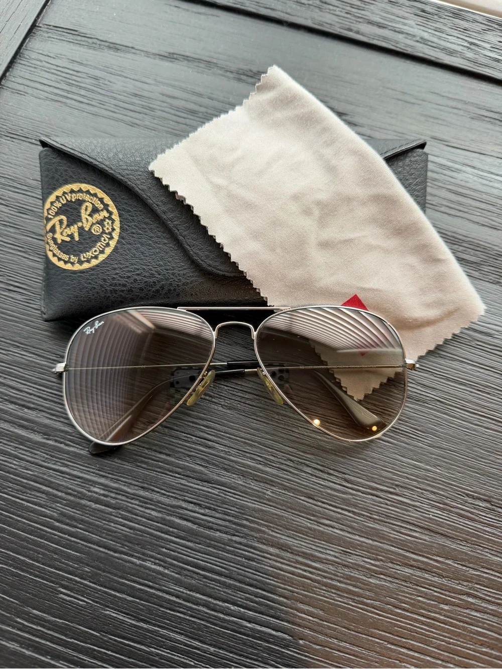 Ray-Ban Silver Aviator Sunglasses with Brown Gradient Lenses - Large RB 3025